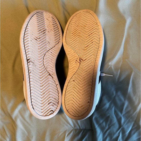 Gently used Adidas grand court 2.0 sneakers - Picture 8 of 9